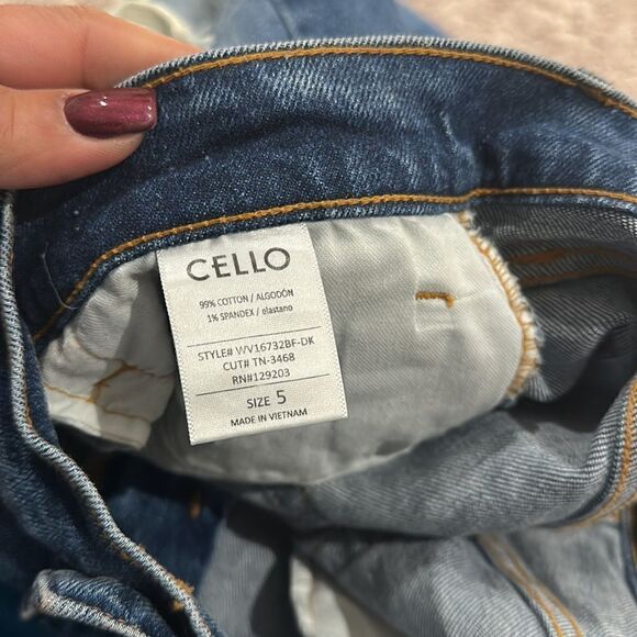 Cello! Like new! Heavy distressing ! Size 5! - Picture 8 of 8